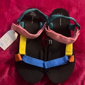 Women’s Sandles Size 11
